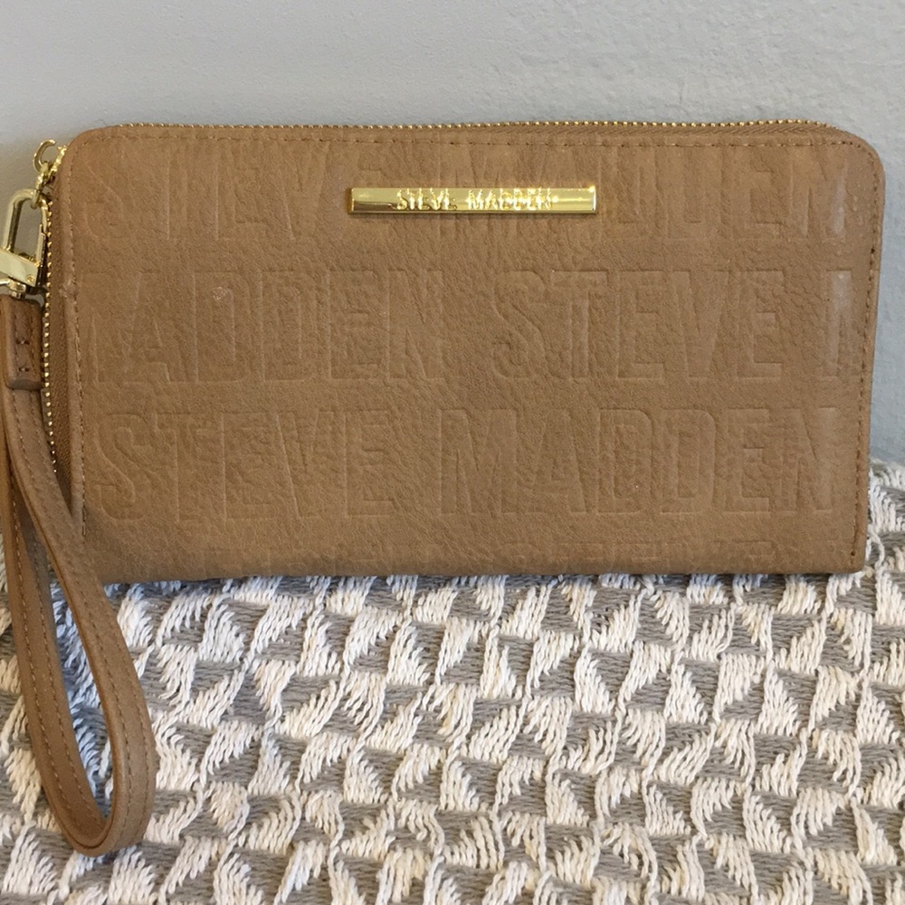 STEVE MADDEN wallet/wristlet